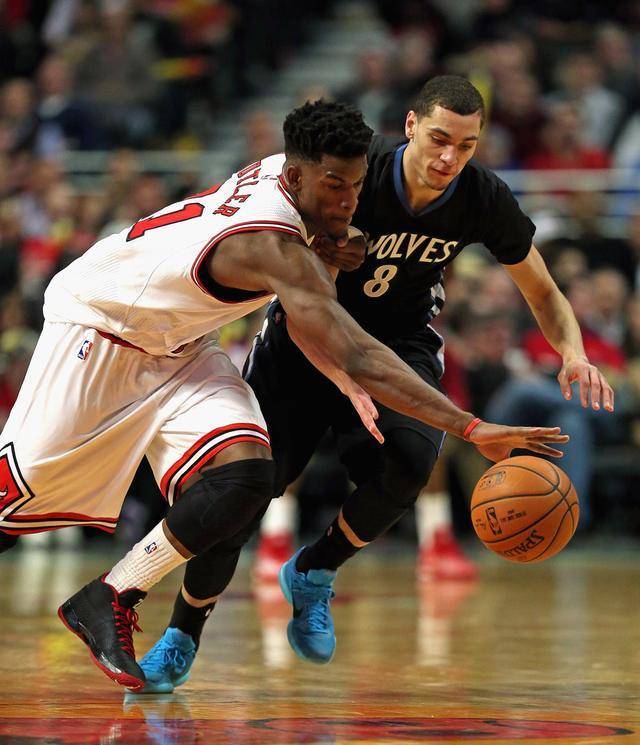 队严格的要 队严格的要