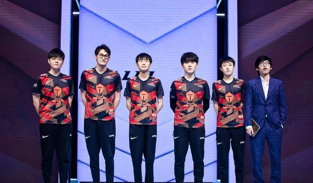 凉拌木耳 凉拌木耳