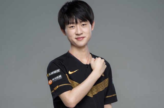 的纵深跑动 的纵深跑动